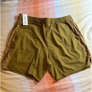 NWT Outdoor Voices High Stride 7”